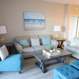 Laketown Wharf 1233 Luxury Apartment